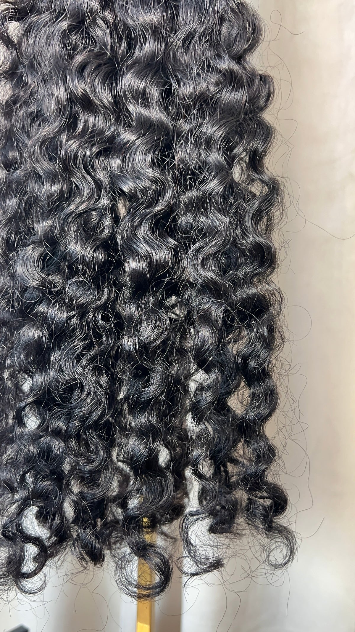 Virgin Burmese Loose Curly