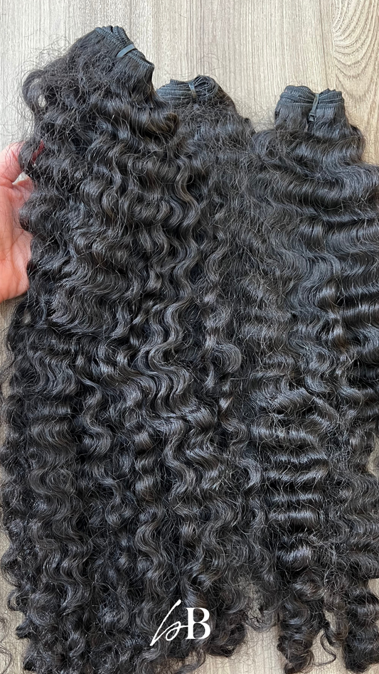 Loose Curly + Closure
